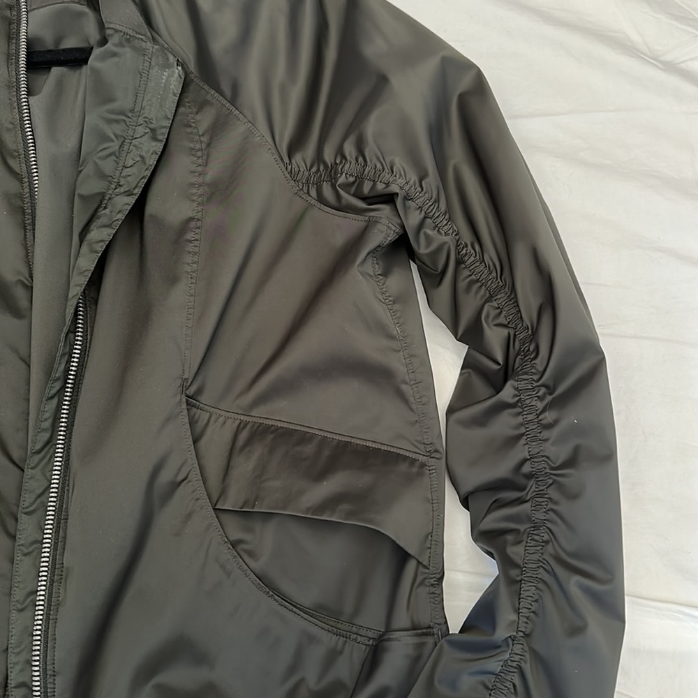 Lululemon Ruched Green Jacket 4 - Picture 5 of 5